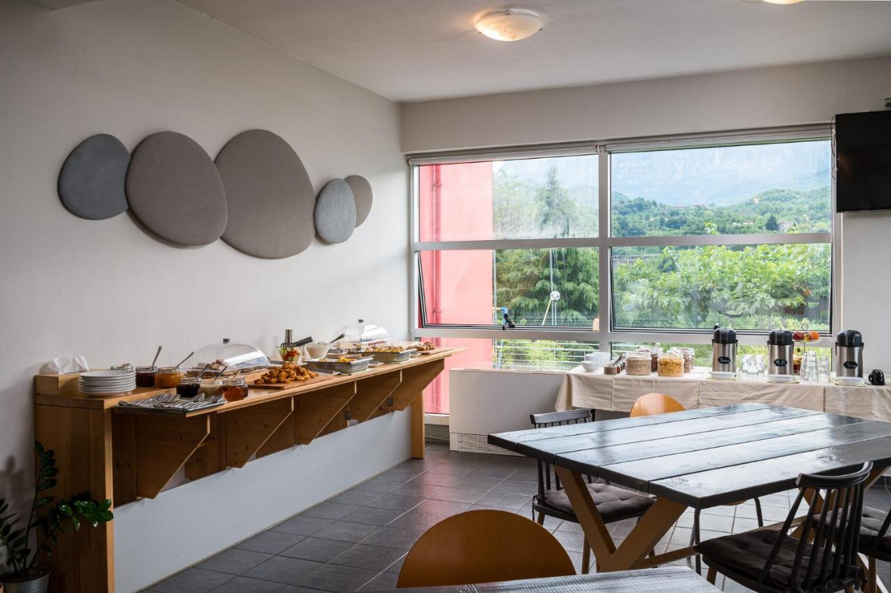 Gefiri Plakas Hotel, Tzoumerka エクステリア 写真