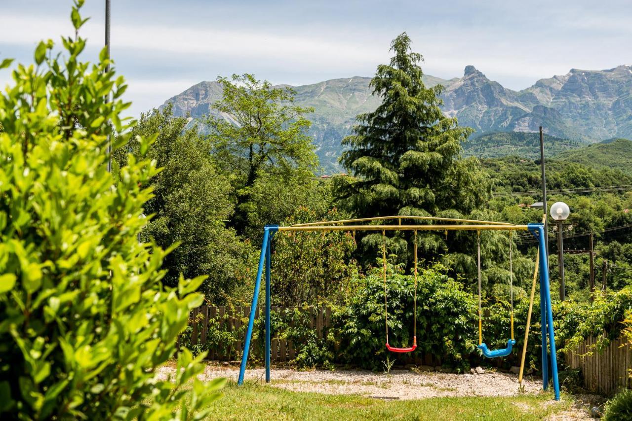 Gefiri Plakas Hotel, Tzoumerka エクステリア 写真