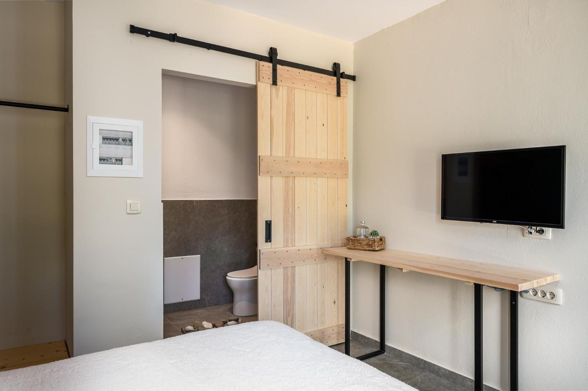 Gefiri Plakas Hotel, Tzoumerka エクステリア 写真